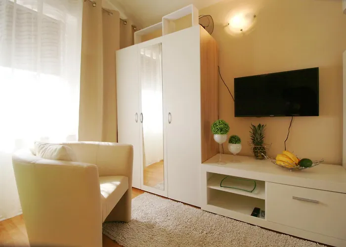 Apartment Sweet Dreams